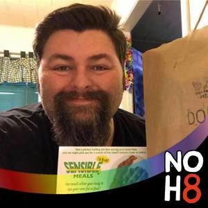 Meet your Posher, Derek